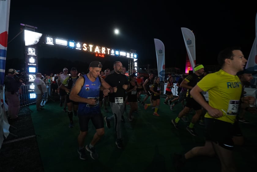 9. Nocny Wrocław Półmaraton - zdjęcia uczestników, 17 czerwca 2023 r.