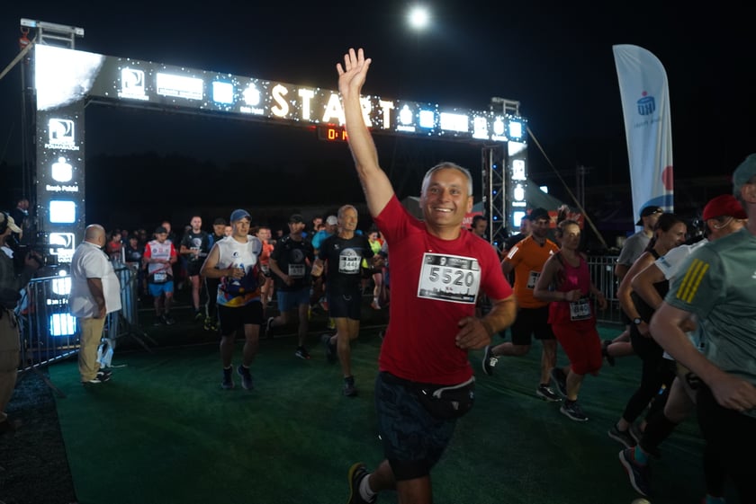 9. Nocny Wrocław Półmaraton - zdjęcia uczestników, 17 czerwca 2023 r.