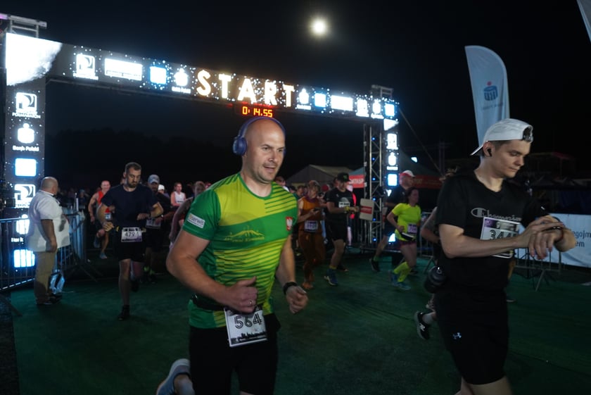 9. Nocny Wrocław Półmaraton - zdjęcia uczestników, 17 czerwca 2023 r.