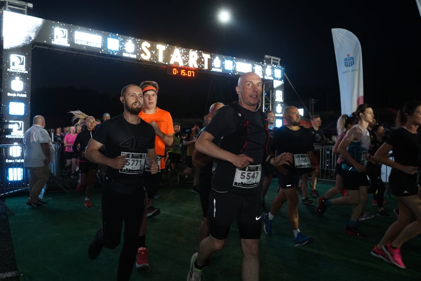 9. Nocny Wrocław Półmaraton - zdjęcia uczestników, 17 czerwca 2023 r.