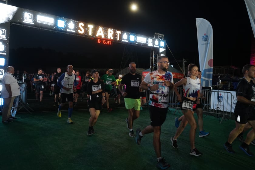 9. Nocny Wrocław Półmaraton - zdjęcia uczestników, 17 czerwca 2023 r.