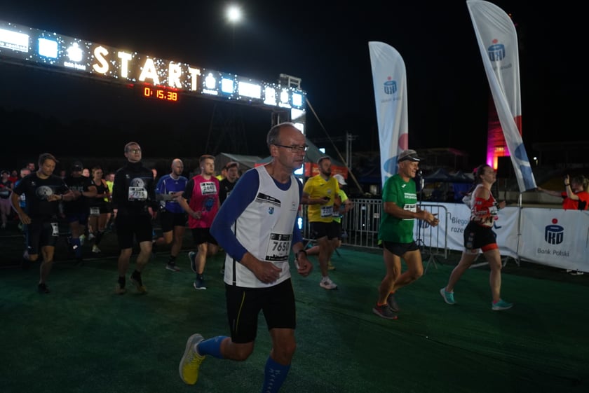 9. Nocny Wrocław Półmaraton - zdjęcia uczestników, 17 czerwca 2023 r.