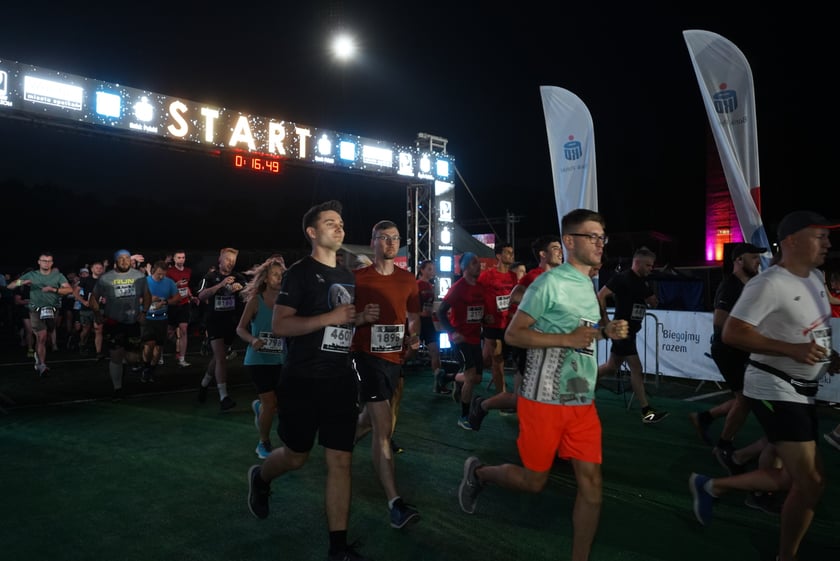 9. Nocny Wrocław Półmaraton - zdjęcia uczestników, 17 czerwca 2023 r.