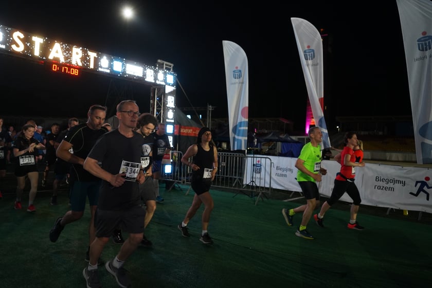 9. Nocny Wrocław Półmaraton - zdjęcia uczestników, 17 czerwca 2023 r.