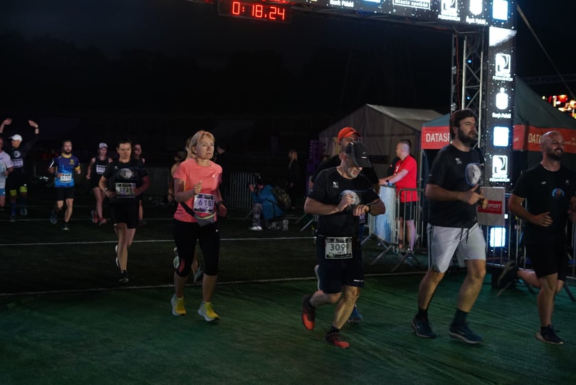 9. Nocny Wrocław Półmaraton - zdjęcia uczestników, 17 czerwca 2023 r.