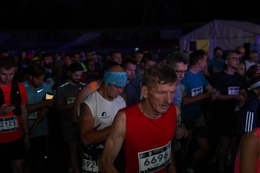 9. Nocny Wrocław Półmaraton - zdjęcia uczestników, 17 czerwca 2023 r.