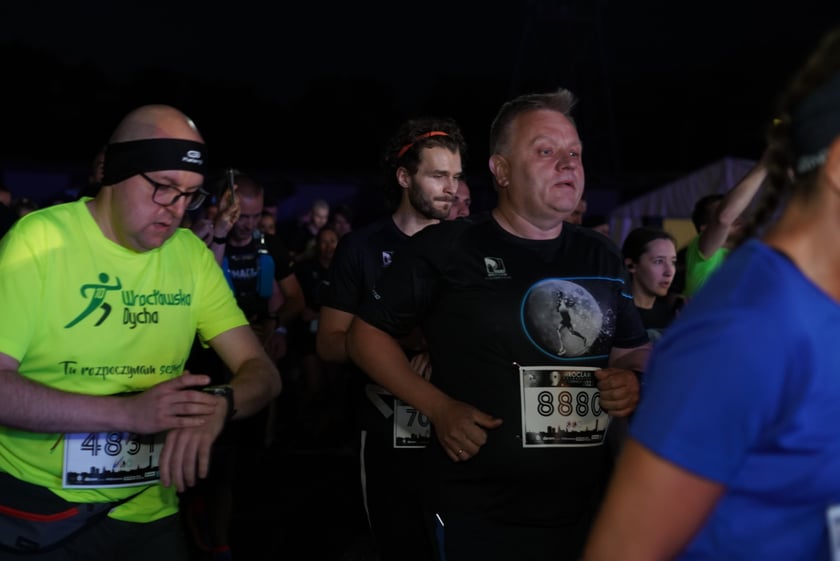 9. Nocny Wrocław Półmaraton - zdjęcia uczestników, 17 czerwca 2023 r.