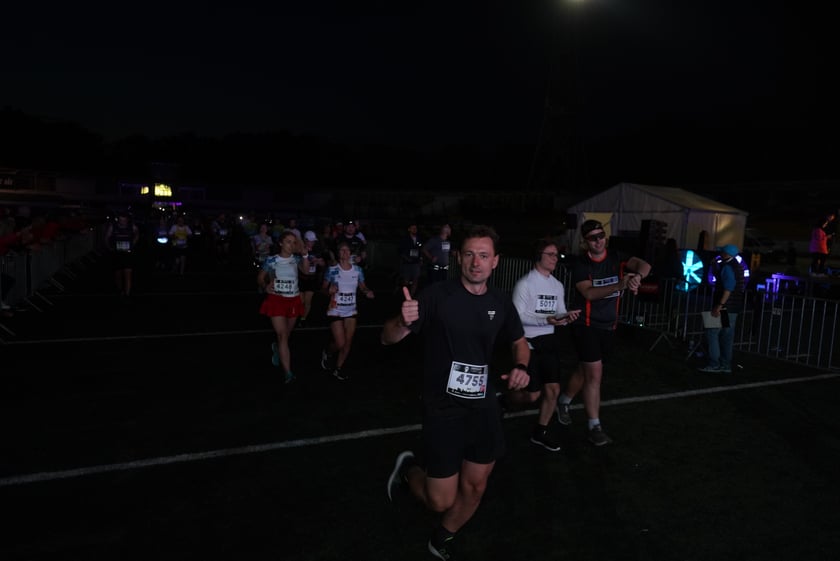 9. Nocny Wrocław Półmaraton - zdjęcia uczestników, 17 czerwca 2023 r.