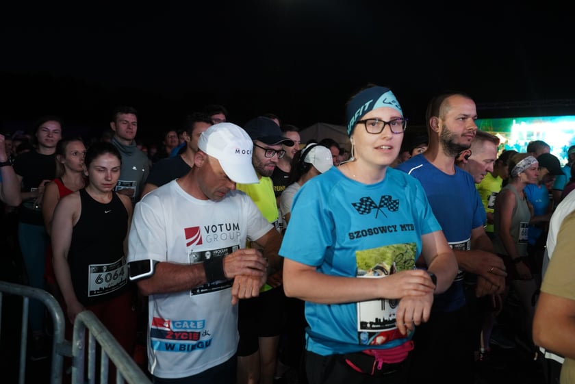 9. Nocny Wrocław Półmaraton - zdjęcia uczestników, 17 czerwca 2023 r.