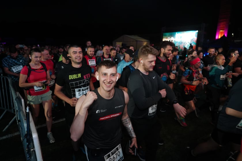 9. Nocny Wrocław Półmaraton - zdjęcia uczestników, 17 czerwca 2023 r.