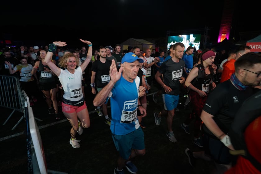 9. Nocny Wrocław Półmaraton - zdjęcia uczestników, 17 czerwca 2023 r.