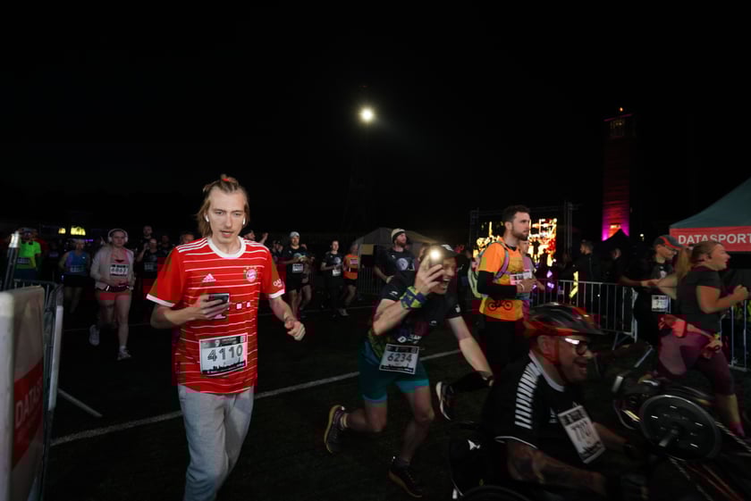 9. Nocny Wrocław Półmaraton - zdjęcia uczestników, 17 czerwca 2023 r.