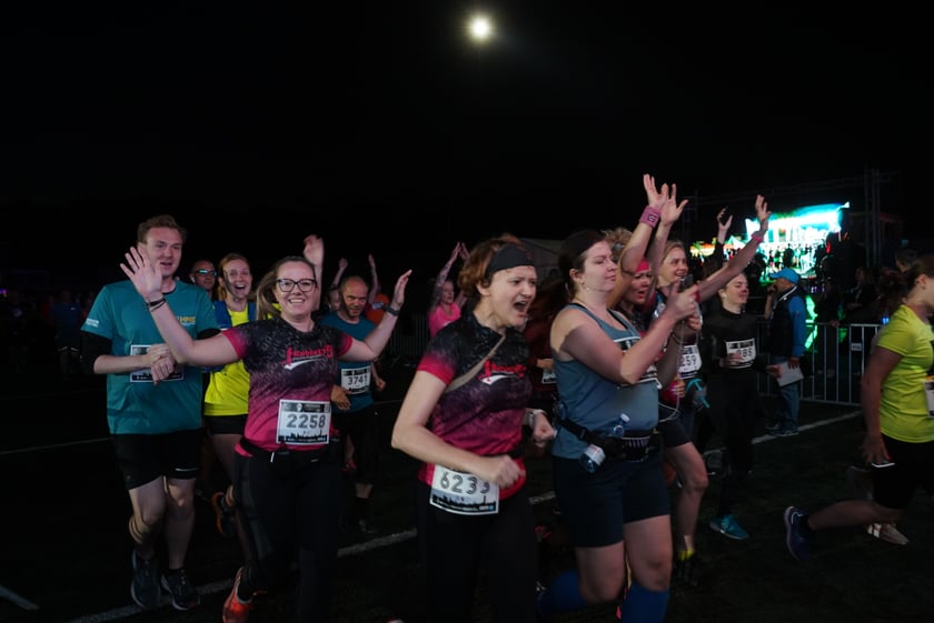 9. Nocny Wrocław Półmaraton - zdjęcia uczestników, 17 czerwca 2023 r.