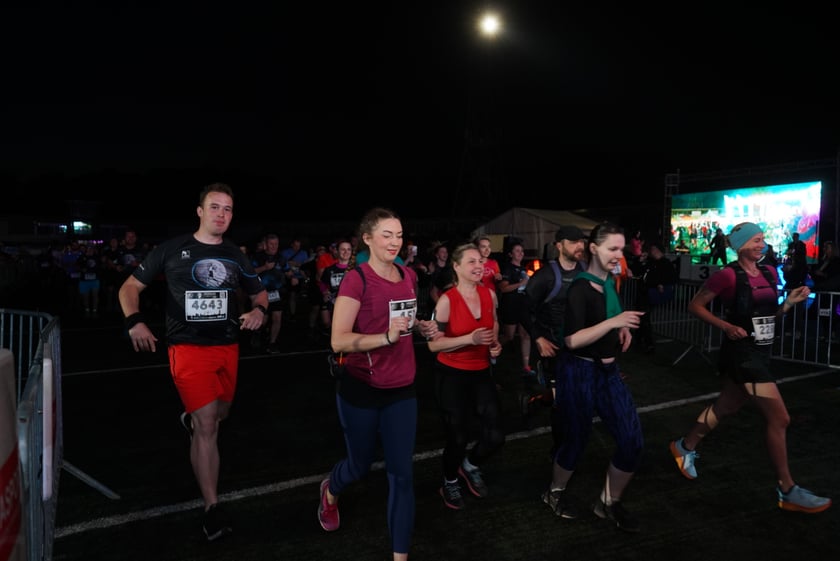 9. Nocny Wrocław Półmaraton - zdjęcia uczestników, 17 czerwca 2023 r.