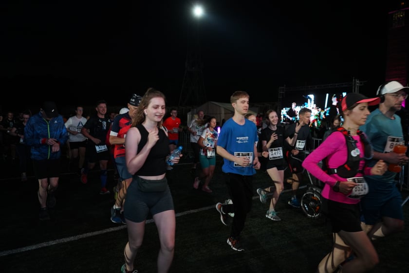 9. Nocny Wrocław Półmaraton - zdjęcia uczestników, 17 czerwca 2023 r.