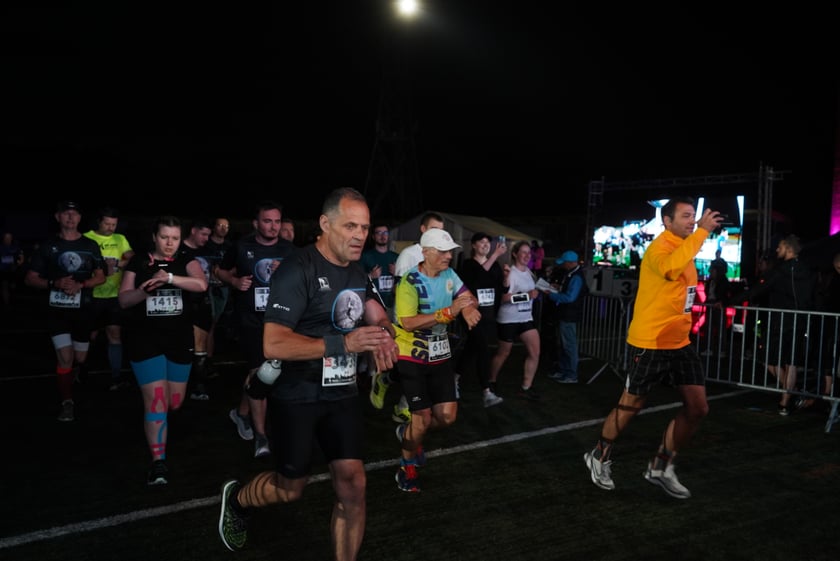 9. Nocny Wrocław Półmaraton - zdjęcia uczestników, 17 czerwca 2023 r.