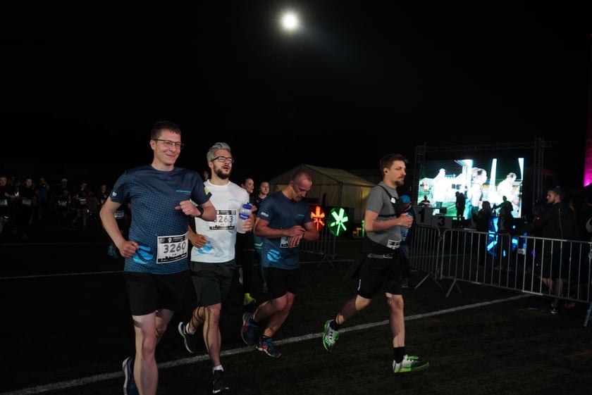 9. Nocny Wrocław Półmaraton - zdjęcia uczestników, 17 czerwca 2023 r.
