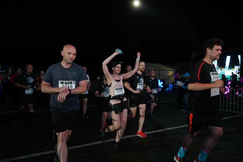 9. Nocny Wrocław Półmaraton - zdjęcia uczestników, 17 czerwca 2023 r.