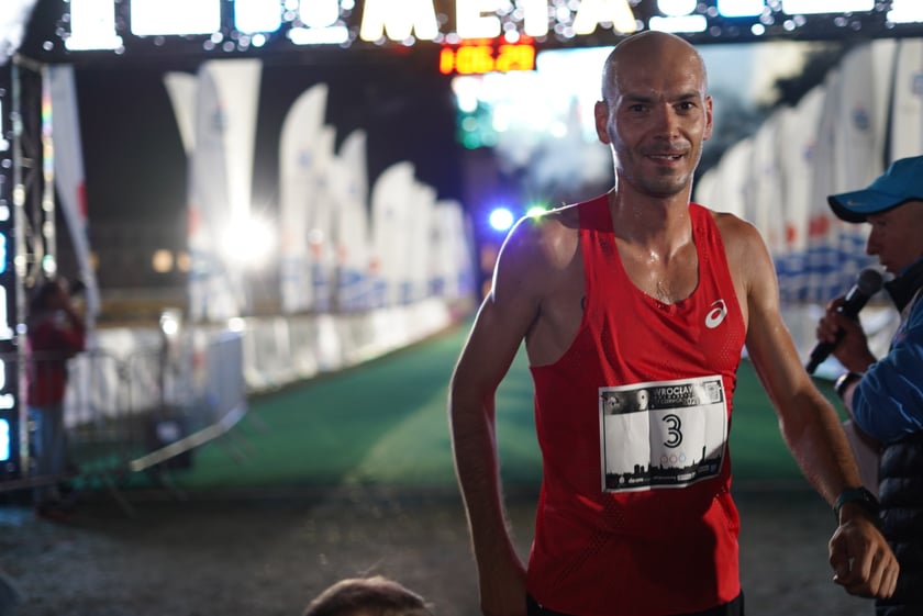 9. Nocny Wrocław Półmaraton - zdjęcia uczestników, 17 czerwca 2023 r.