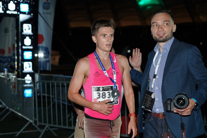 9. Nocny Wrocław Półmaraton - zdjęcia uczestników, 17 czerwca 2023 r.