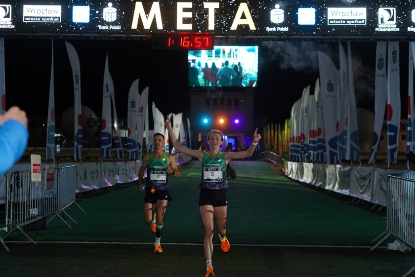 9. Nocny Wrocław Półmaraton - zdjęcia uczestników, 17 czerwca 2023 r.