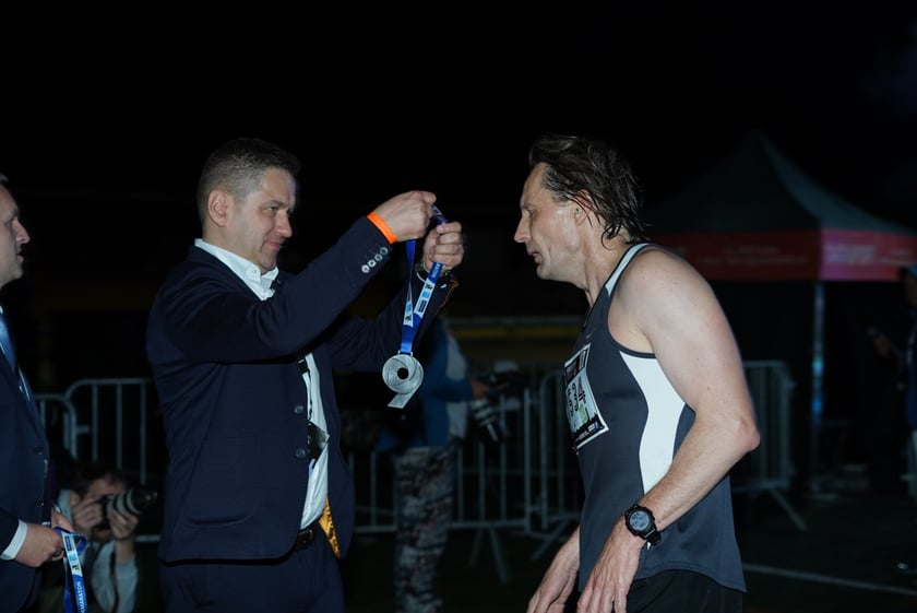 9. Nocny Wrocław Półmaraton - zdjęcia uczestników, 17 czerwca 2023 r.