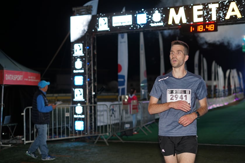 9. Nocny Wrocław Półmaraton - zdjęcia uczestników, 17 czerwca 2023 r.