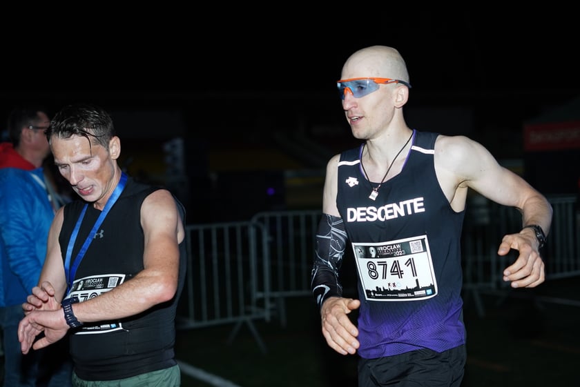 9. Nocny Wrocław Półmaraton - zdjęcia uczestników, 17 czerwca 2023 r.