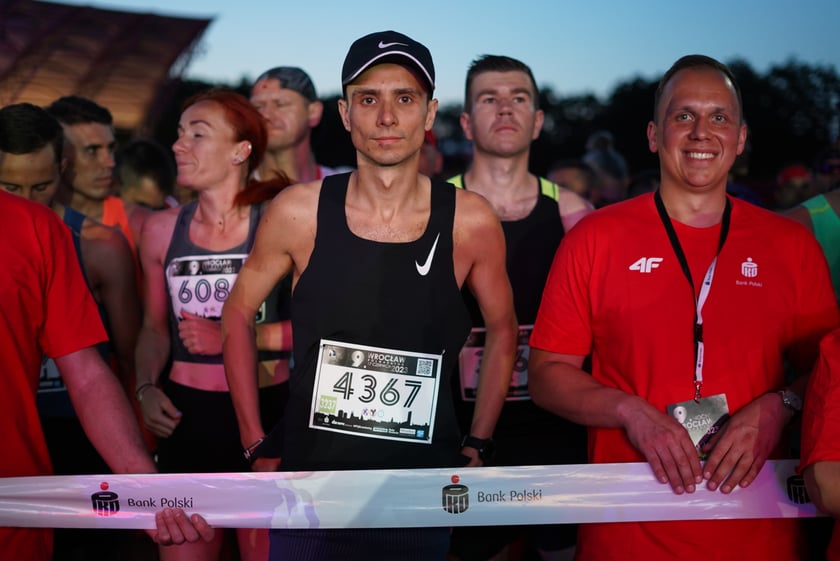 9. Nocny Wrocław Półmaraton - zdjęcia uczestników, 17 czerwca 2023 r.