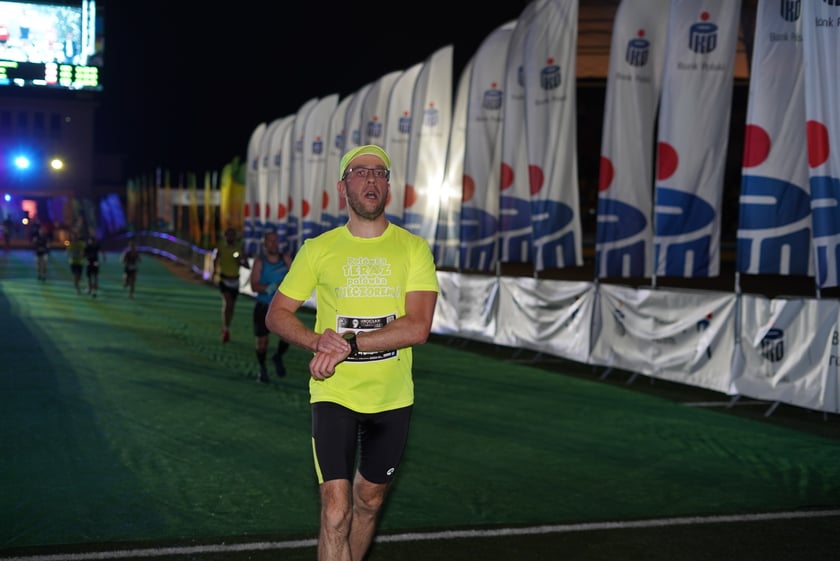 9. Nocny Wrocław Półmaraton - zdjęcia uczestników, 17 czerwca 2023 r.