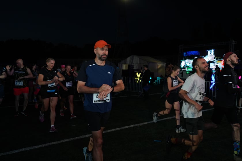 9. Nocny Wrocław Półmaraton - zdjęcia uczestników, 17 czerwca 2023 r.