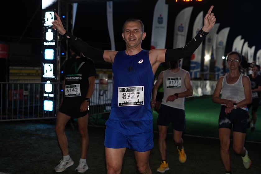 9. Nocny Wrocław Półmaraton - zdjęcia uczestników, 17 czerwca 2023 r.