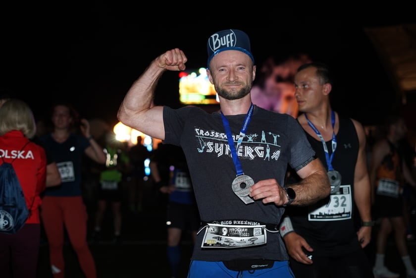 9. Nocny Wrocław Półmaraton - zdjęcia uczestników, 17 czerwca 2023 r.