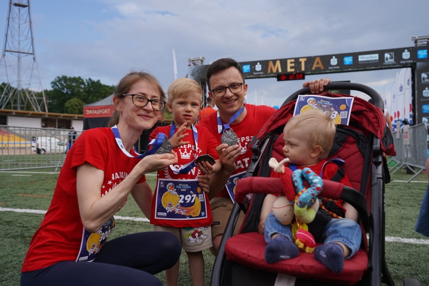 Uczestnicy Biegu Rodzinnego we Wrocławiu