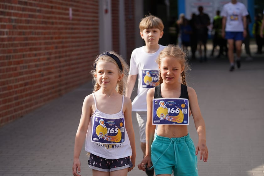 Uczestnicy Biegu Rodzinnego we Wrocławiu