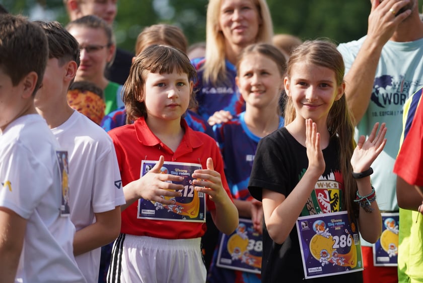 Uczestnicy Biegu Rodzinnego we Wrocławiu