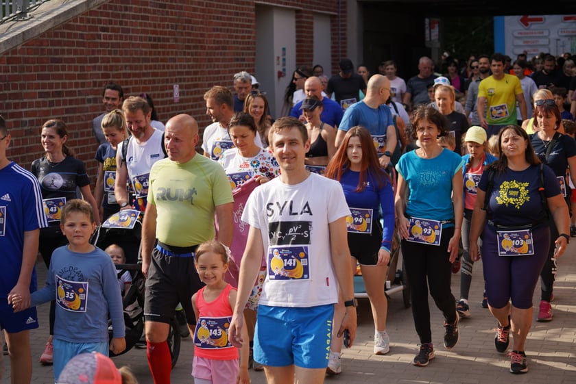 Uczestnicy Biegu Rodzinnego we Wrocławiu