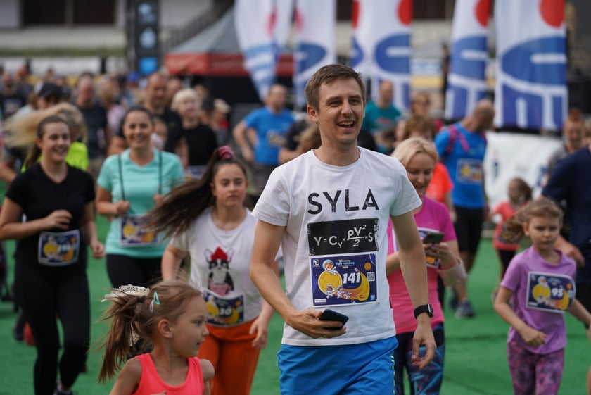 Uczestnicy Biegu Rodzinnego we Wrocławiu