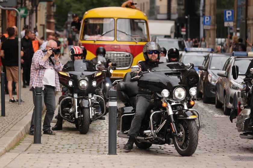 gwiazdy żużla na wrocławskim Rynku, 27.07.2023
