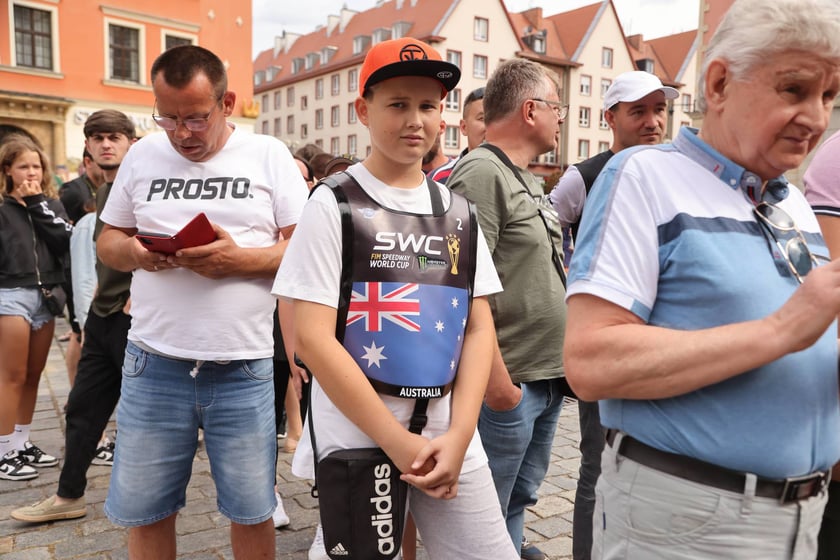 gwiazdy żużla na wrocławskim Rynku, 27.07.2023