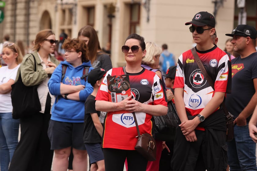 gwiazdy żużla na wrocławskim Rynku, 27.07.2023
