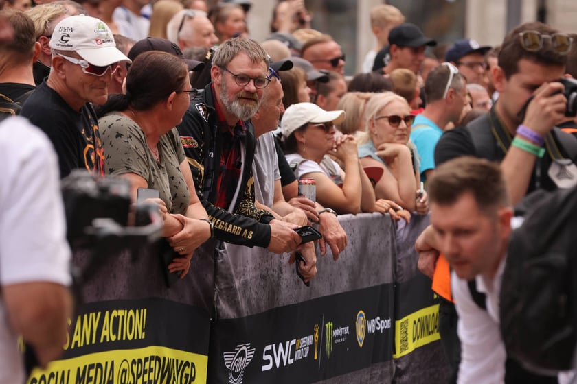 gwiazdy żużla na wrocławskim Rynku, 27.07.2023