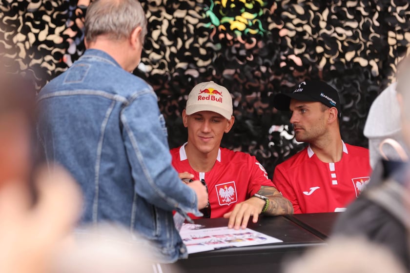 gwiazdy żużla na wrocławskim Rynku, 27.07.2023