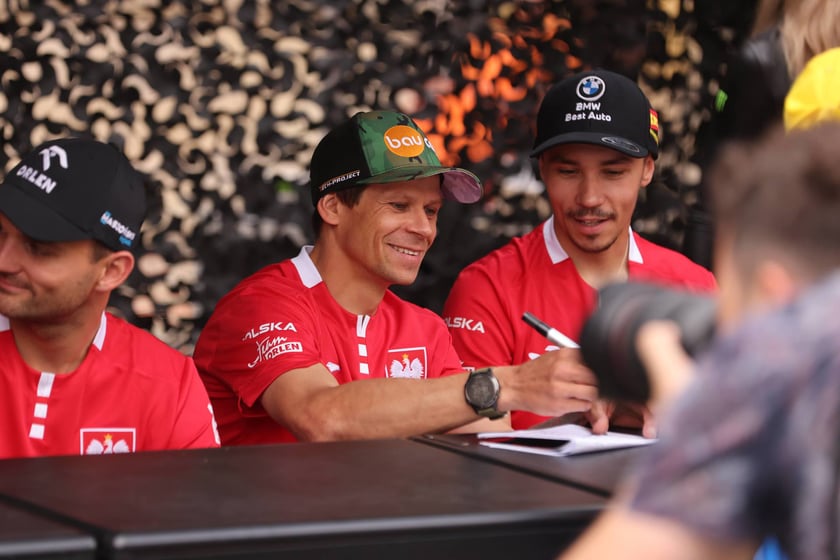 gwiazdy żużla na wrocławskim Rynku, 27.07.2023