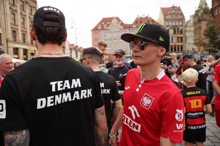 gwiazdy żużla na wrocławskim Rynku, 27.07.2023