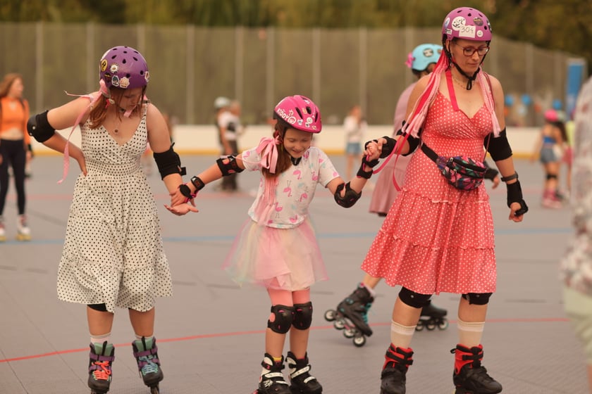Potańcówka na rolkach ? Skate Night Wrocław odbyła się w piątkowy wieczór (18 sierpnia)