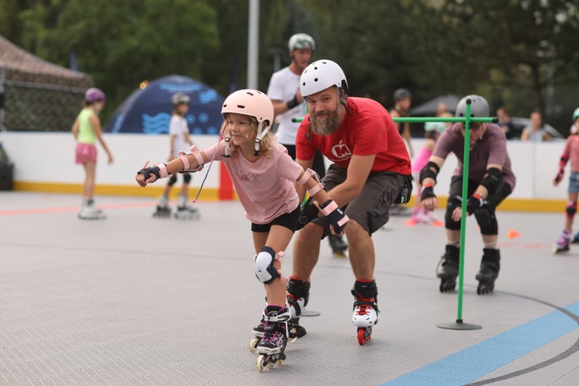 Potańcówka na rolkach ? Skate Night Wrocław odbyła się w piątkowy wieczór (18 sierpnia)