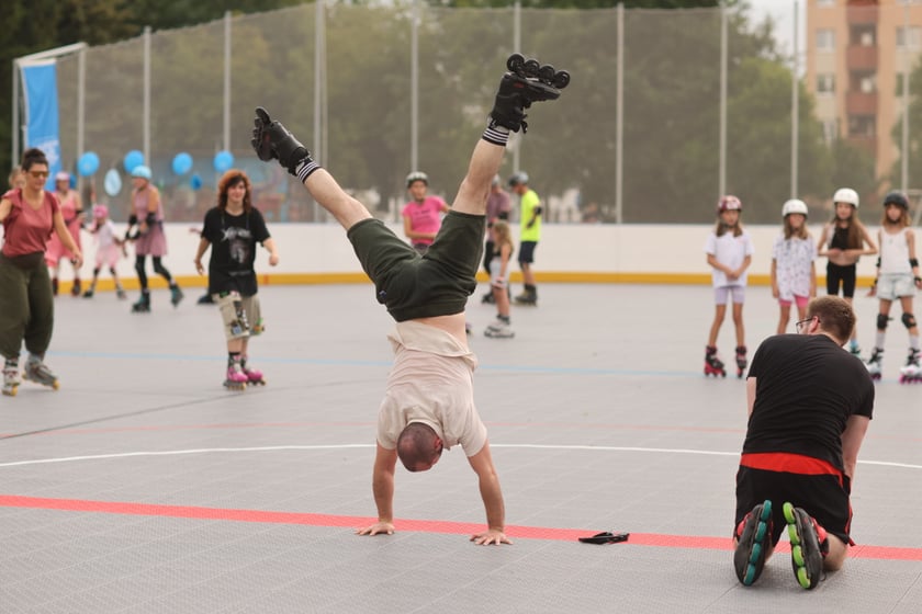 Potańcówka na rolkach ? Skate Night Wrocław odbyła się w piątkowy wieczór (18 sierpnia)