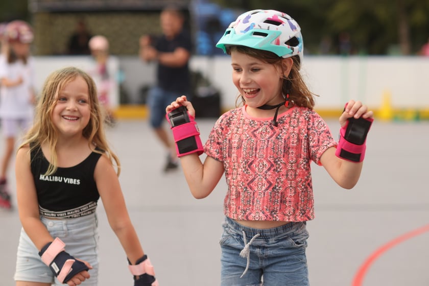 Potańcówka na rolkach ? Skate Night Wrocław odbyła się w piątkowy wieczór (18 sierpnia)