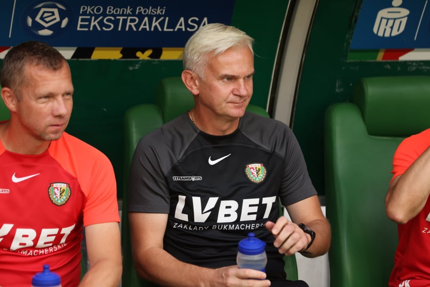 Taka atmosfera panowała na trybunach podczas meczu Śląsk Wrocław - Lech Poznań.
